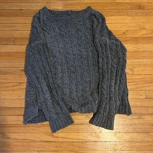 small american eagle light gray knit sweater